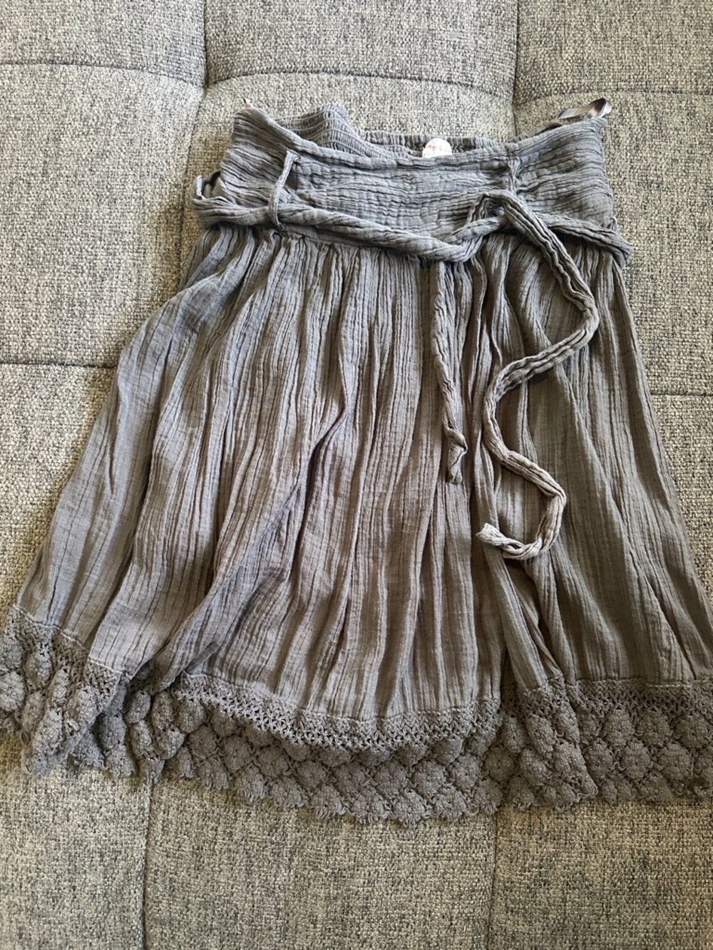 Size Small Lucky & Coco Gray Crinkle Skirt with Belt Tie